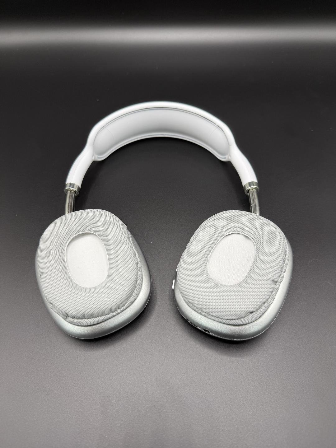 P9 Headphones - Designed For All-Day Comfort