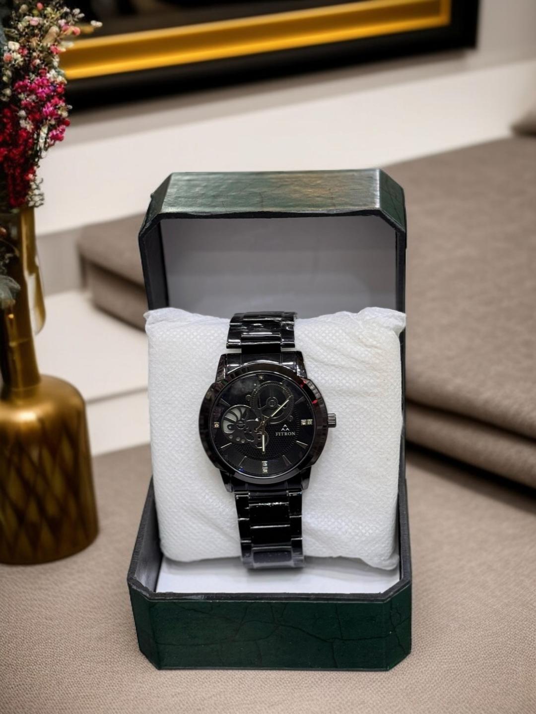 Men's Movement: Quartz, Water Resistant Watch