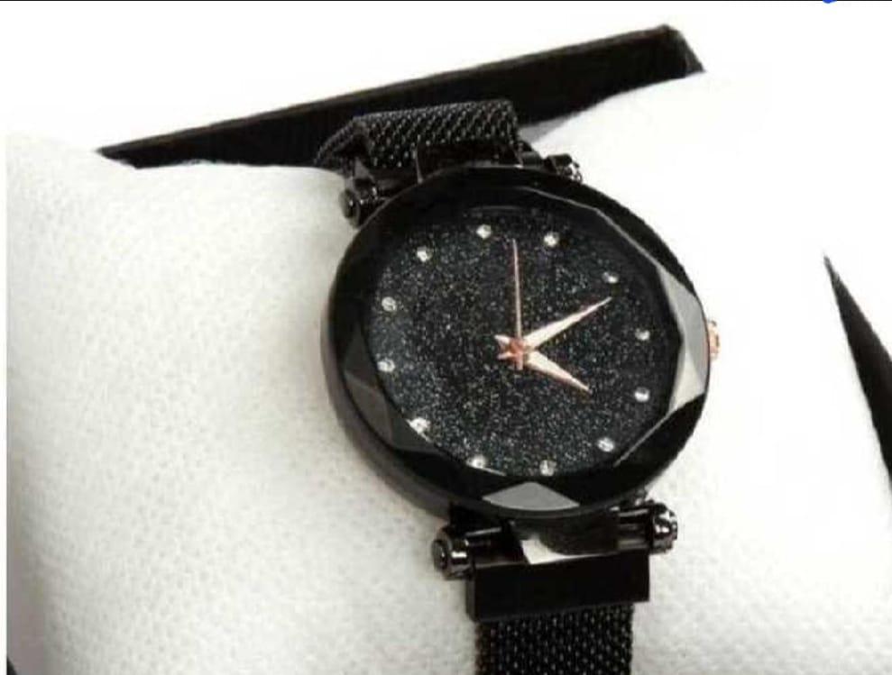 Women's Magnet Buckle Starry Sky Luxury Fashion Watch